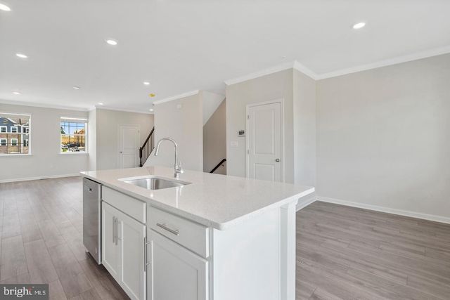 8709 TAVERN ST, Clinton, MD 20735