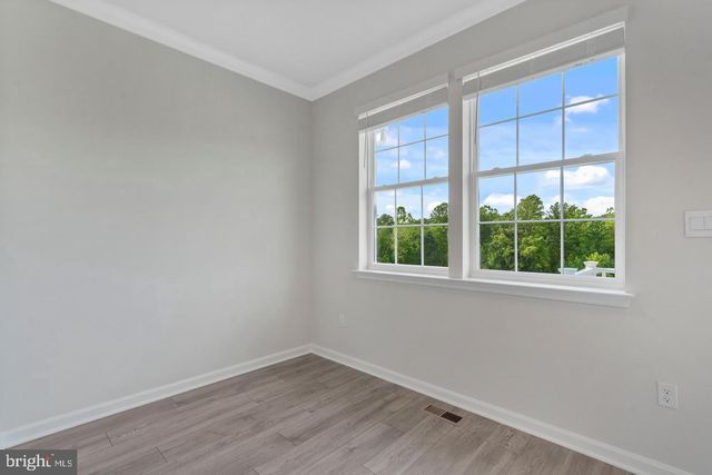 8709 TAVERN ST, Clinton, MD 20735