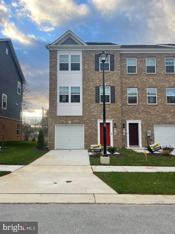 8709 TAVERN ST, Clinton, MD 20735
