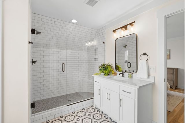 60 Lake Life Court, Winchester, TN 37398