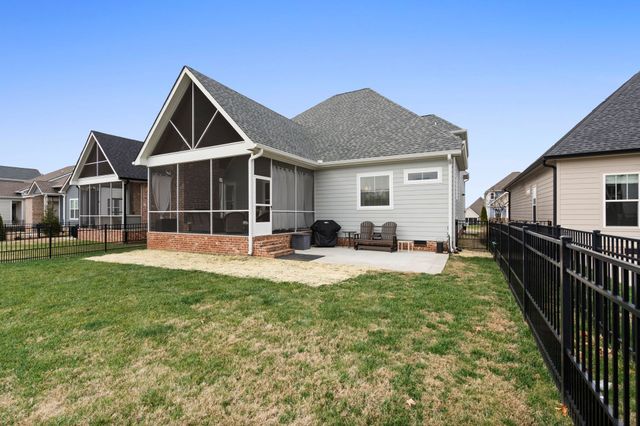 60 Lake Life Court, Winchester, TN 37398