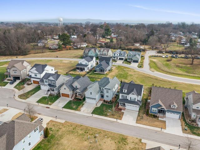 60 Lake Life Court, Winchester, TN 37398