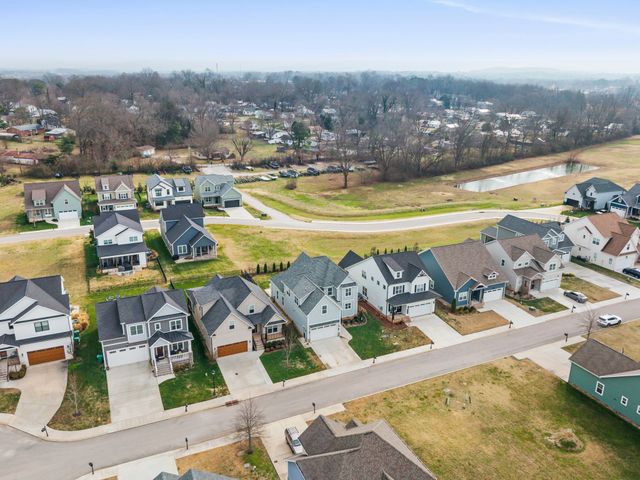 60 Lake Life Court, Winchester, TN 37398