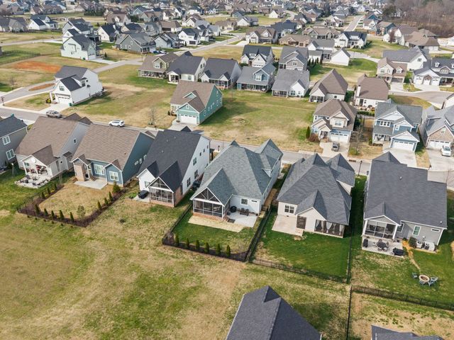 60 Lake Life Court, Winchester, TN 37398