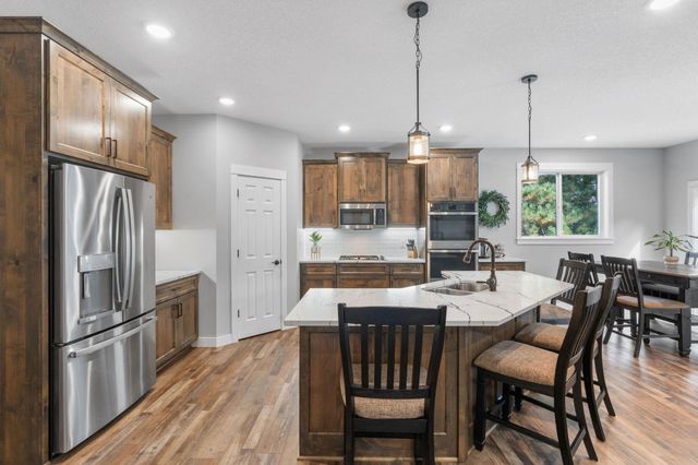 21873 Drake Street NW, Oak Grove, MN 55011