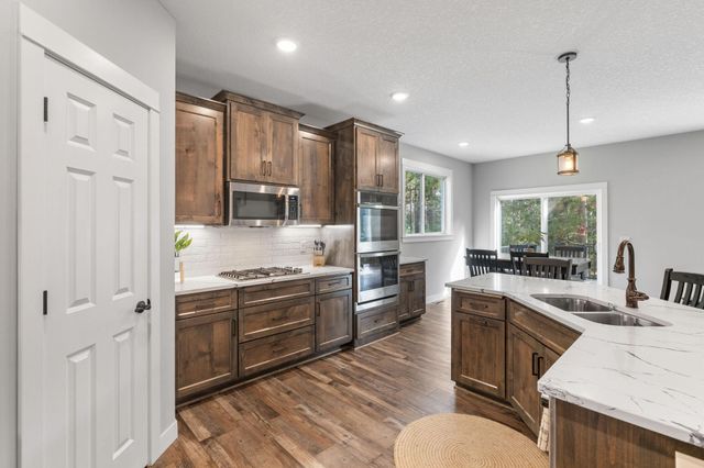 21873 Drake Street NW, Oak Grove, MN 55011