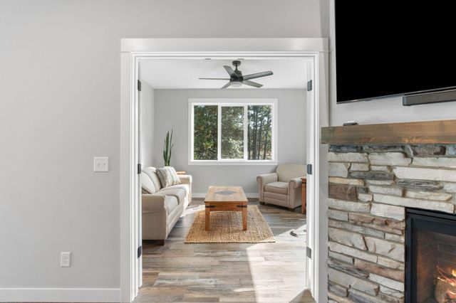 21873 Drake Street NW, Oak Grove, MN 55011