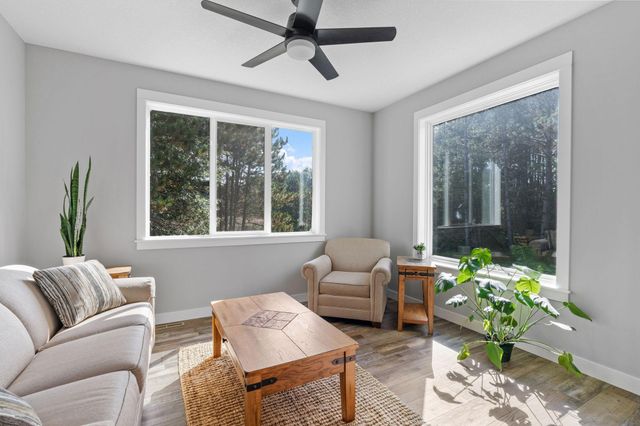 21873 Drake Street NW, Oak Grove, MN 55011