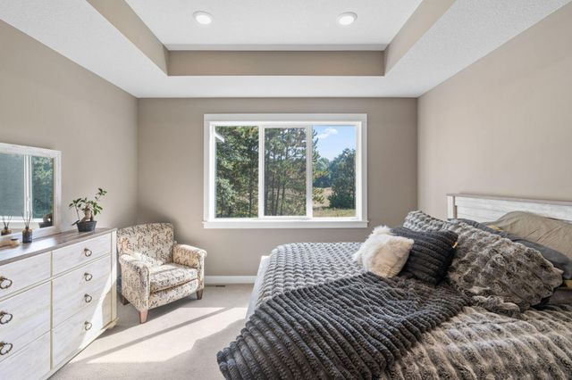 21873 Drake Street NW, Oak Grove, MN 55011