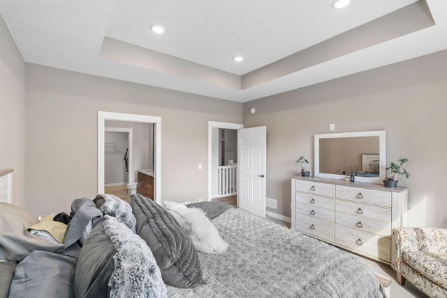 21873 Drake Street NW, Oak Grove, MN 55011