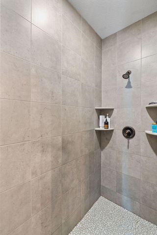 21873 Drake Street NW, Oak Grove, MN 55011