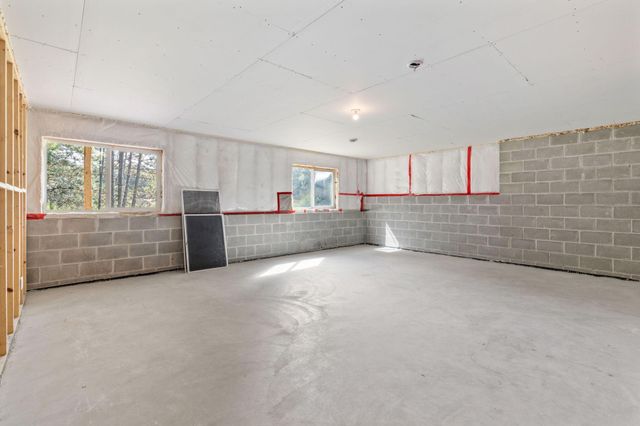 21873 Drake Street NW, Oak Grove, MN 55011