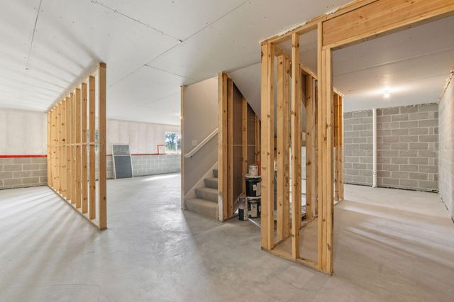 21873 Drake Street NW, Oak Grove, MN 55011