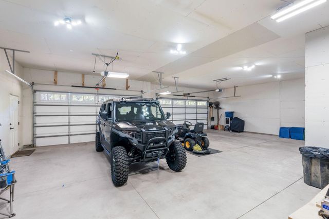 21873 Drake Street NW, Oak Grove, MN 55011