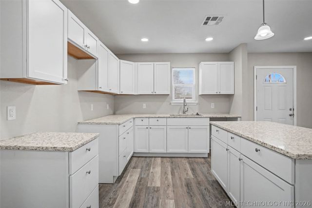 640 E Line Avenue, Sapulpa, OK 74066