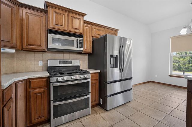 12261 Little Oak Circle, Guthrie, OK 73044