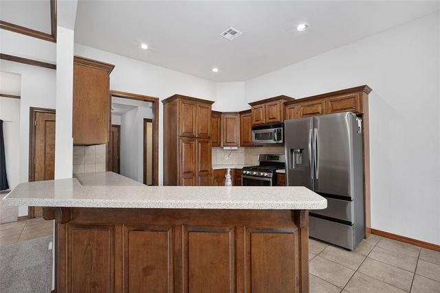 12261 Little Oak Circle, Guthrie, OK 73044
