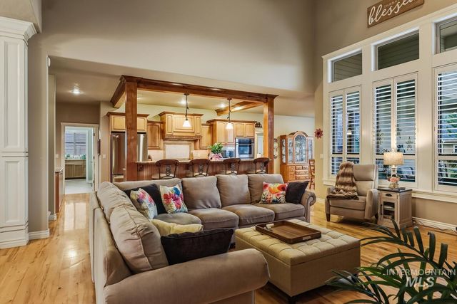 2104 E Sidewinder, Meridian, ID 83646