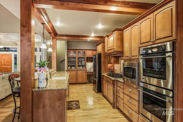 2104 E Sidewinder, Meridian, ID 83646