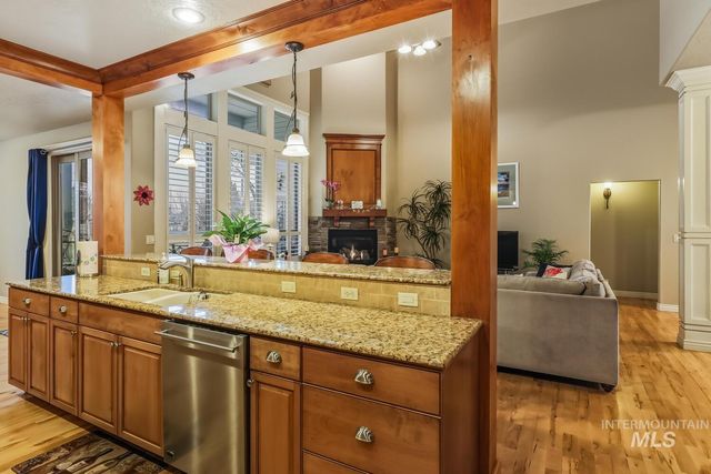 2104 E Sidewinder, Meridian, ID 83646