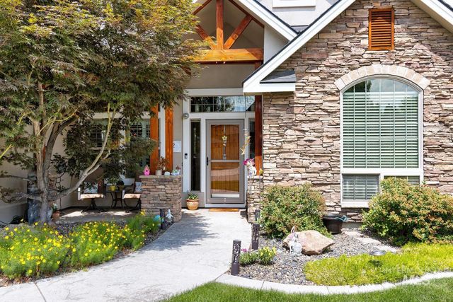 2104 E Sidewinder, Meridian, ID 83646