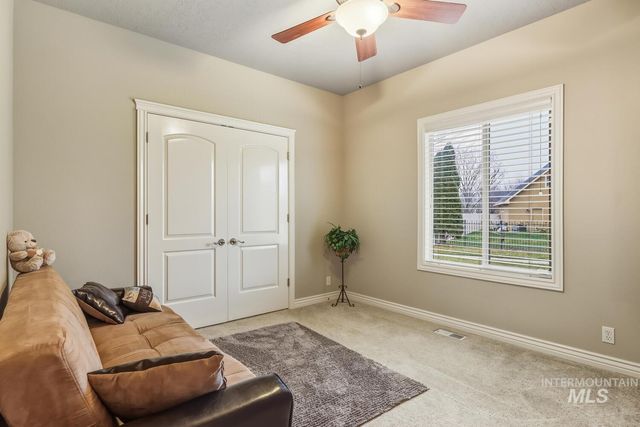 2104 E Sidewinder, Meridian, ID 83646