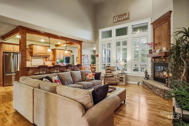 2104 E Sidewinder, Meridian, ID 83646