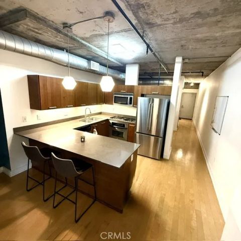 645 W 9th 425, Los Angeles, CA 90015