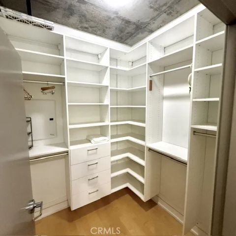 645 W 9th 425, Los Angeles, CA 90015