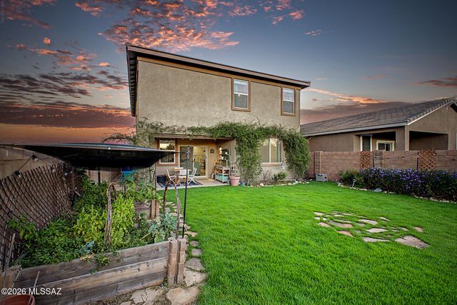 465 N Spring Flower Drive, Tucson, AZ 85748
