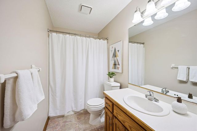 701 Parkview Lane, Champlin, MN 55316