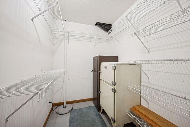 701 Parkview Lane, Champlin, MN 55316