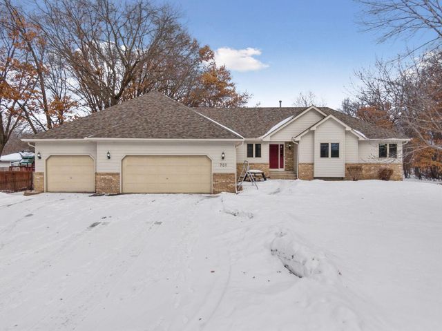 701 Parkview Lane, Champlin, MN 55316