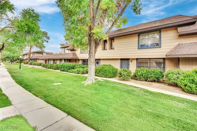 6133 Meadowgrass Lane, Las Vegas, NV 89103