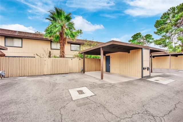 6133 Meadowgrass Lane, Las Vegas, NV 89103