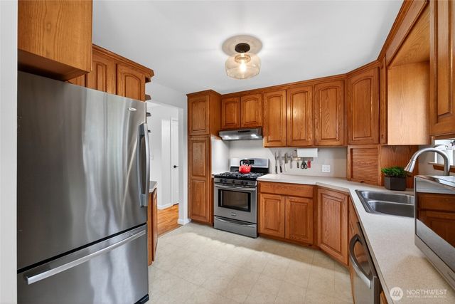 13332 173rd Avenue SE, Renton, WA 98059