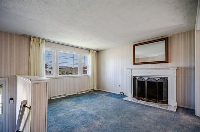 18 Stonewall Drive, Woburn, MA 01801