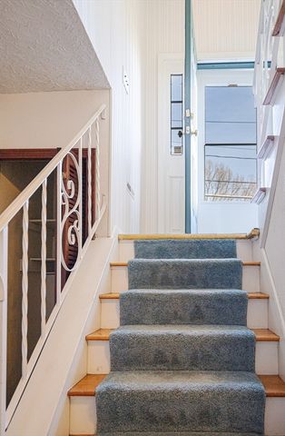 18 Stonewall Drive, Woburn, MA 01801