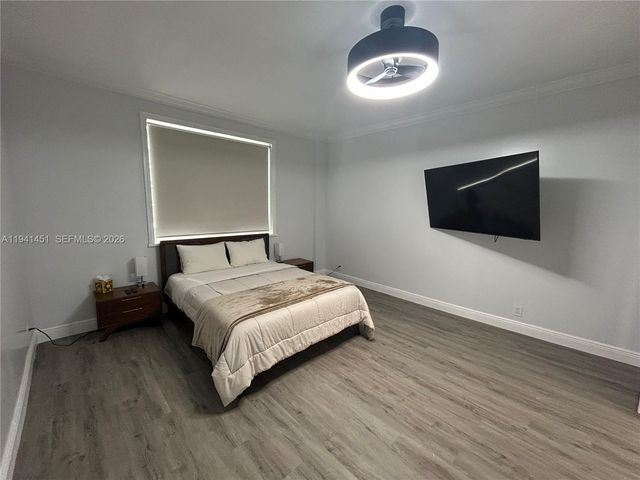 4001 S Ocean Dr PH11, Hollywood, FL 33019