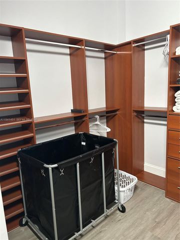 4001 S Ocean Dr PH11, Hollywood, FL 33019