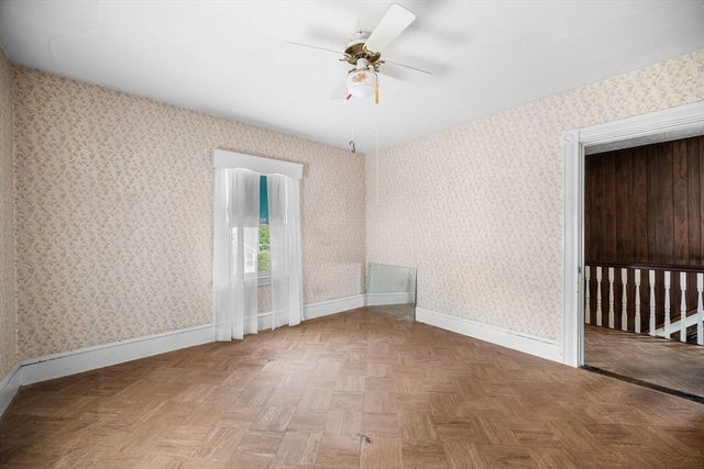17 Heywood Ave, Melrose, MA 02176