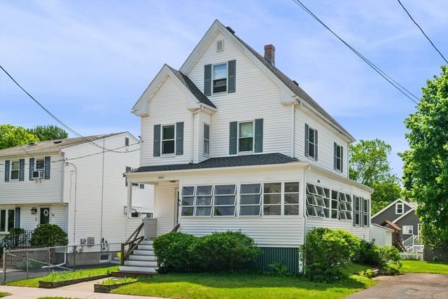 17 Heywood Ave, Melrose, MA 02176