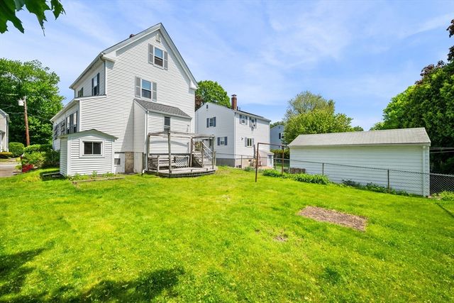 17 Heywood Ave, Melrose, MA 02176