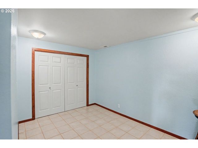 1253 Highland Ct, Stayton, OR 97383