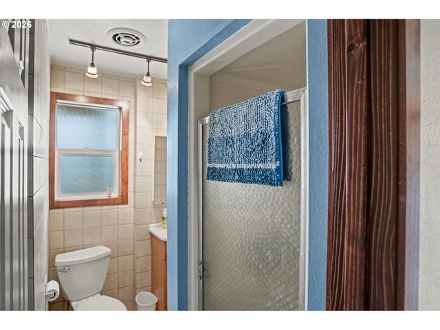 1253 Highland Ct, Stayton, OR 97383