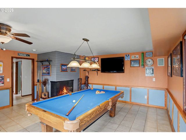 1253 Highland Ct, Stayton, OR 97383