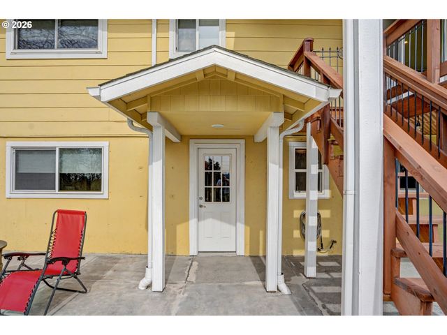 1253 Highland Ct, Stayton, OR 97383