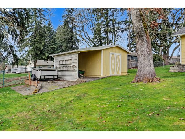 1253 Highland Ct, Stayton, OR 97383