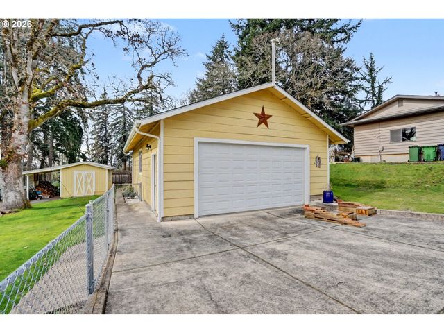 1253 Highland Ct, Stayton, OR 97383