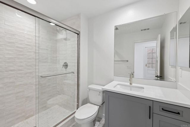 4949 Thistle Way, Carlsbad, CA 92008